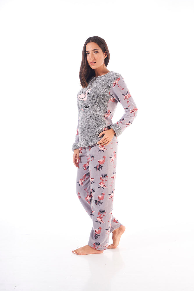 Wellsoft Flannel Long Sleeve Pyjamas Set With A Flamingo Design