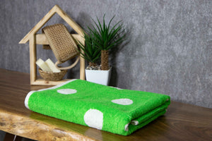 
            
                Load image into Gallery viewer, Tyne Collection Cotton Bath Towel - Spots
            
        
