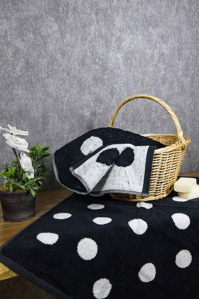
            
                Load image into Gallery viewer, Tyne Collection Cotton Bath Towel - Black &amp;amp; White Spots
            
        