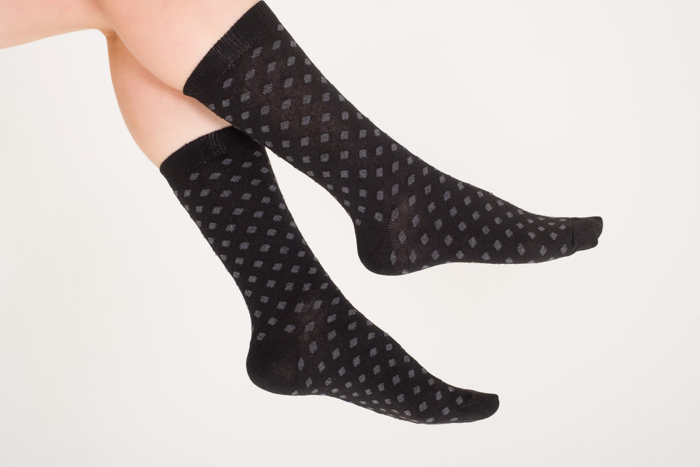 
            
                Load image into Gallery viewer, Spotted Patterned Cotton Socks
            
        