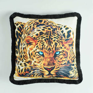 
            
                Load image into Gallery viewer, Leopard Printed Velvet Cushion
            
        